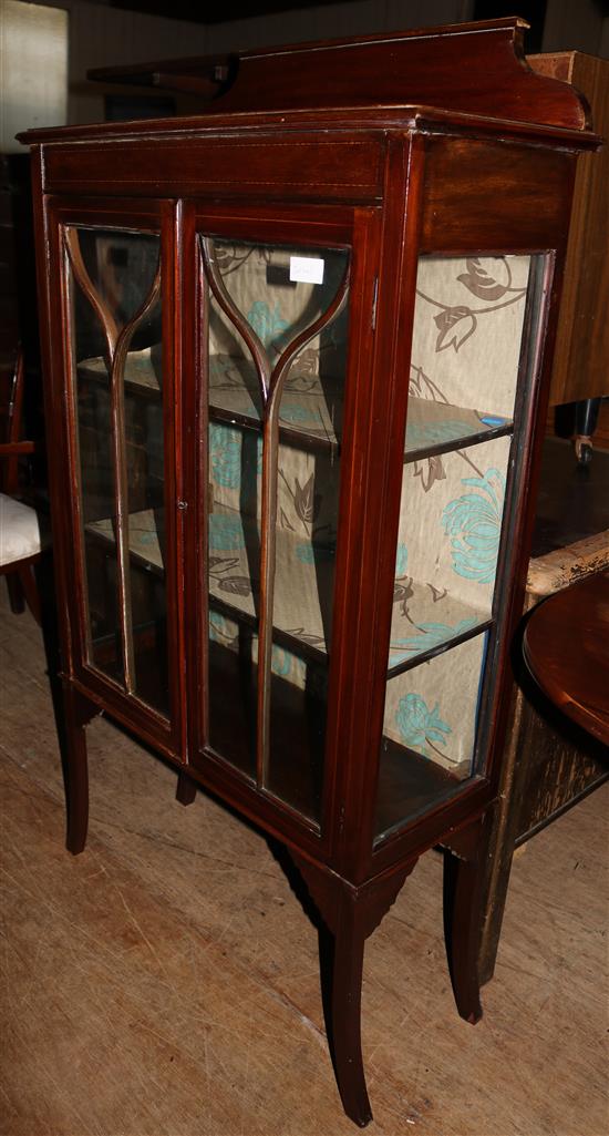 Inlaid mahogany china cabinet(-)